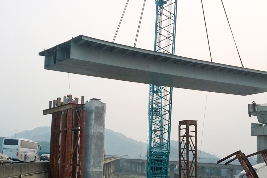 Puente de vigas cajón de acero en el tramo de cruce de la autopista de Chuanshan a Haosifang, Ningbo